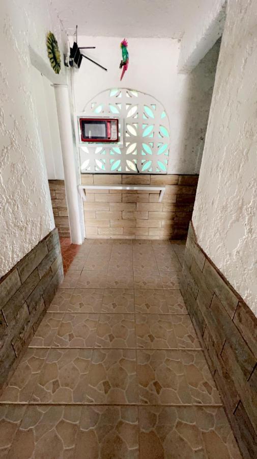 Las Palmas Hotel Corozal Exterior photo